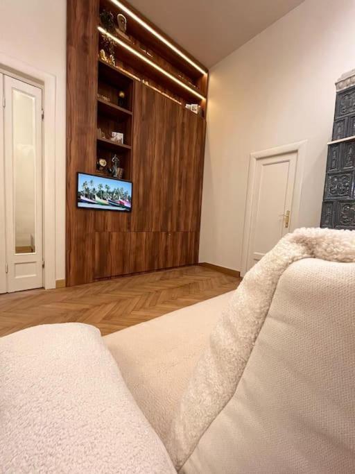Littlehouse- Entire Property For Maximum 4 People Bucureşti Exterior foto